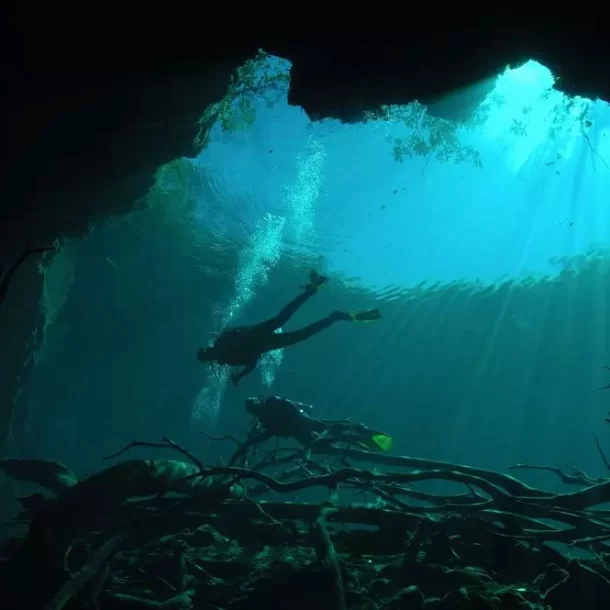 potapec, jeskyne, zatopena propast,